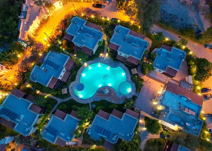 מלון Faros Bodrum - Special Category 4*